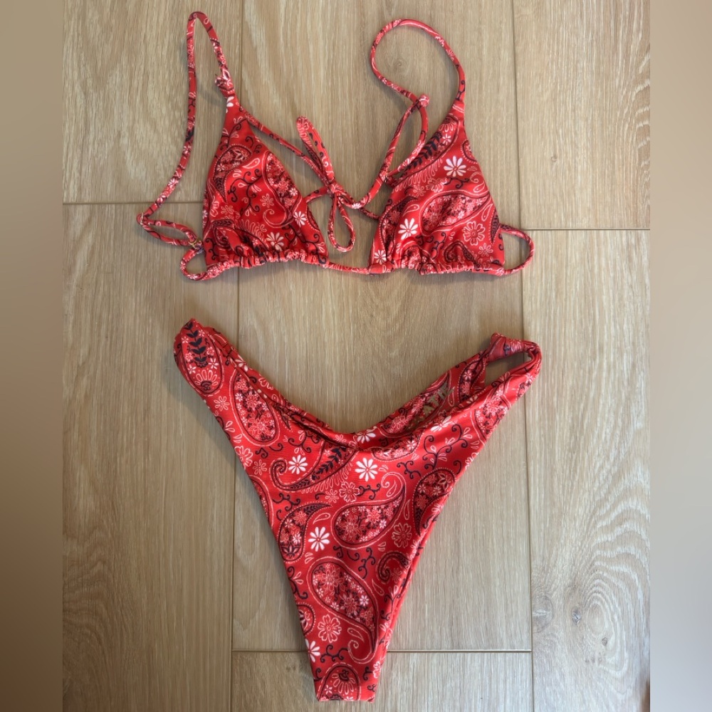 Never worn! Skatie bandana print bikini